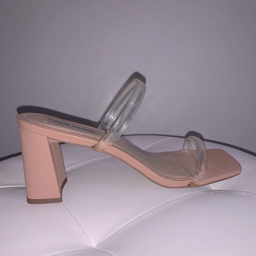 Steve Madden heel